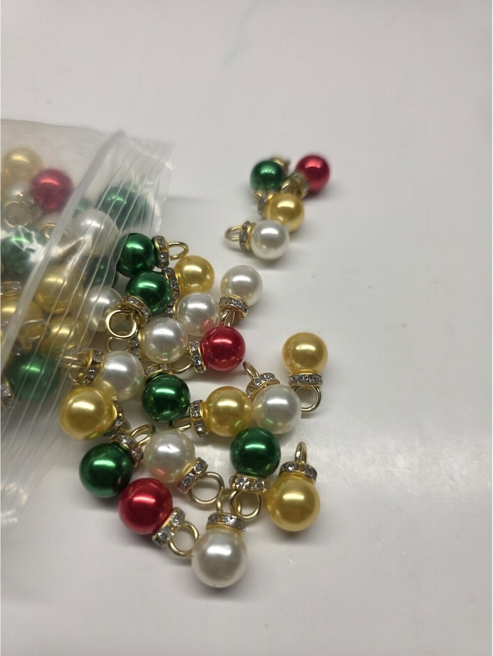 200 Pcs Mini Round Pendant Ball Christmas Xmas Tree Ornaments Balls